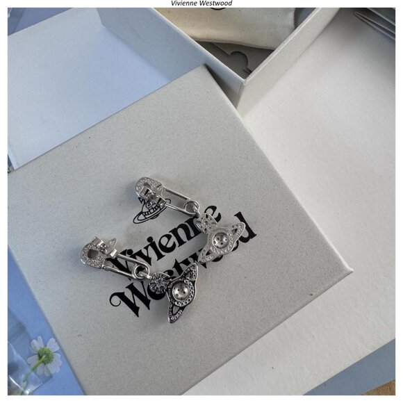 Vivienne Westwood Jewelry - Picture 2 of 5